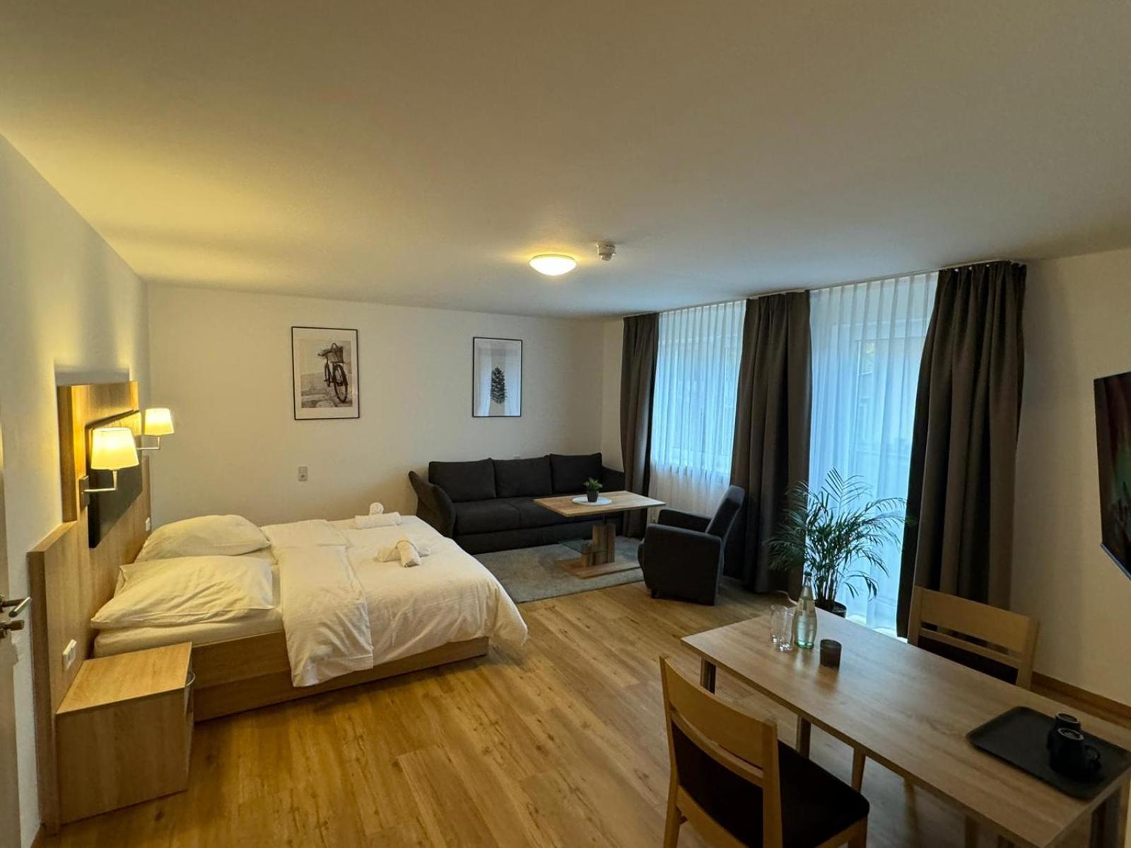 Motel Zur Dachsbaude Wandlitz Eksteriør bilde