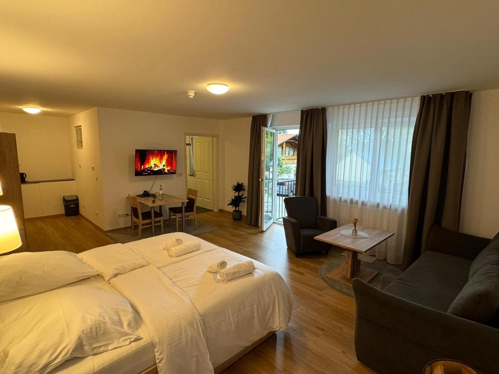 Motel Zur Dachsbaude Wandlitz Eksteriør bilde
